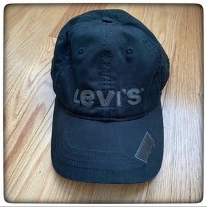 🌞2 FOR $80🌞 VINTAGE and Rare 1980s Levi’s Baseball Cap